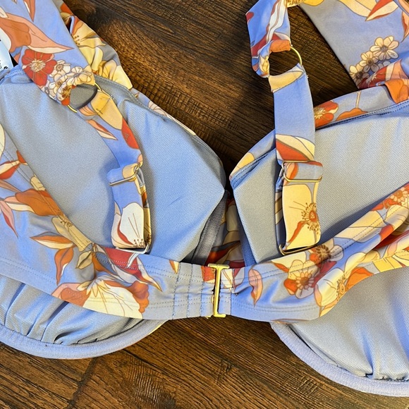 Time and Tru Women’s Plus 2-Piece Floral Print Swim Bikini Set size 3X (24W-26W) - Picture 6 of 12